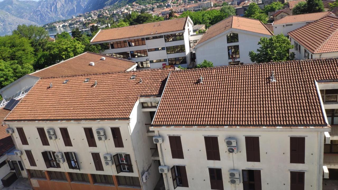 Guesthouse Lovcen Kotor Exterior foto